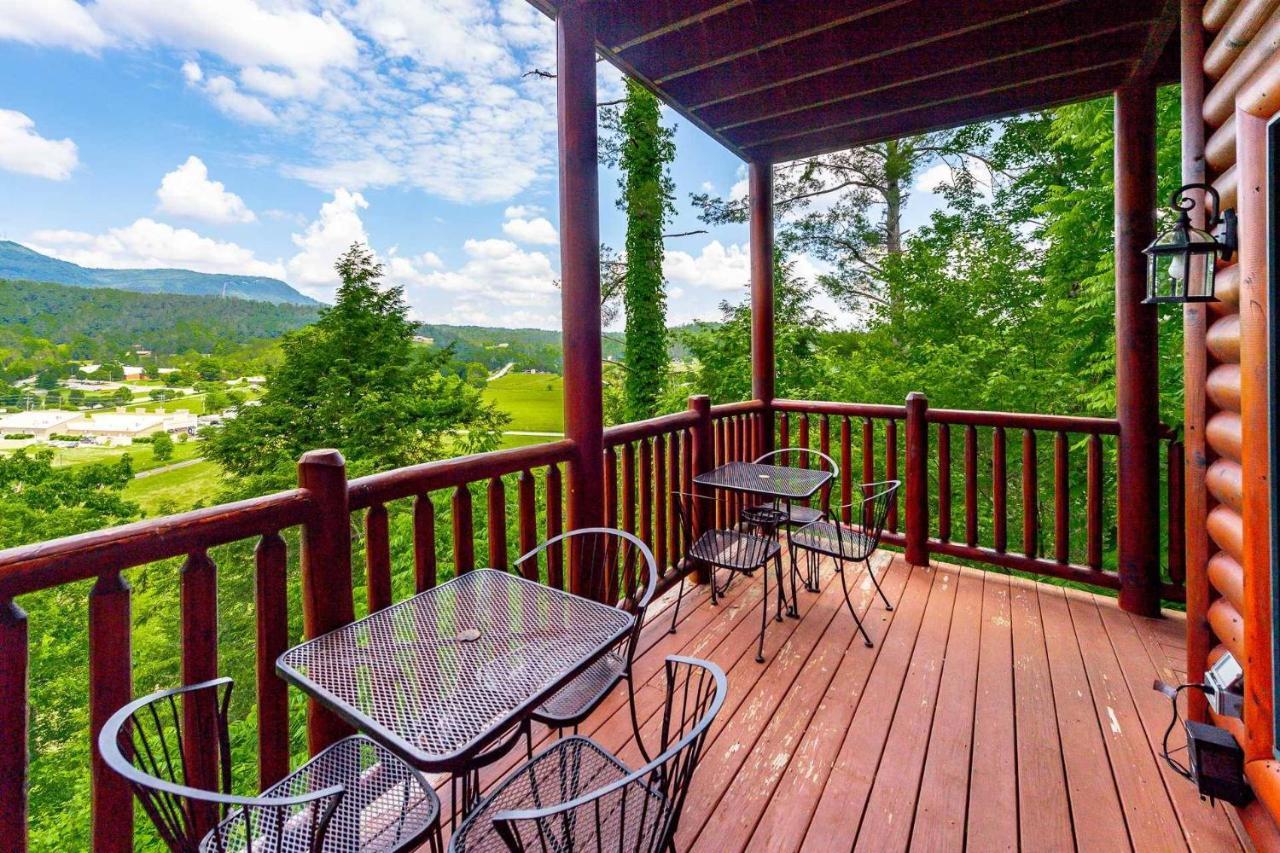 Mountain Creek Lodge Pigeon Forge Exterior photo